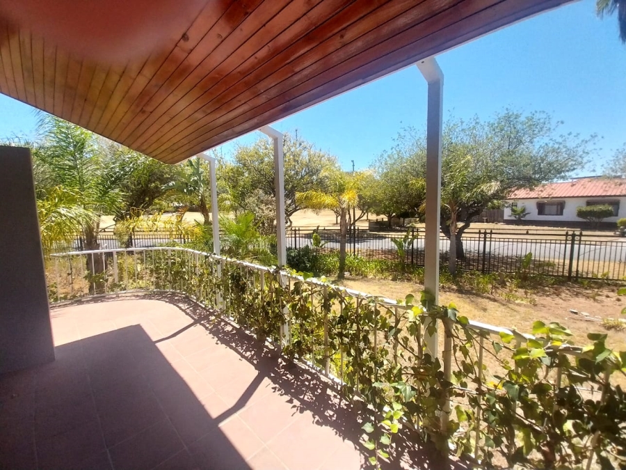 5 Bedroom Property for Sale in Robertson Western Cape